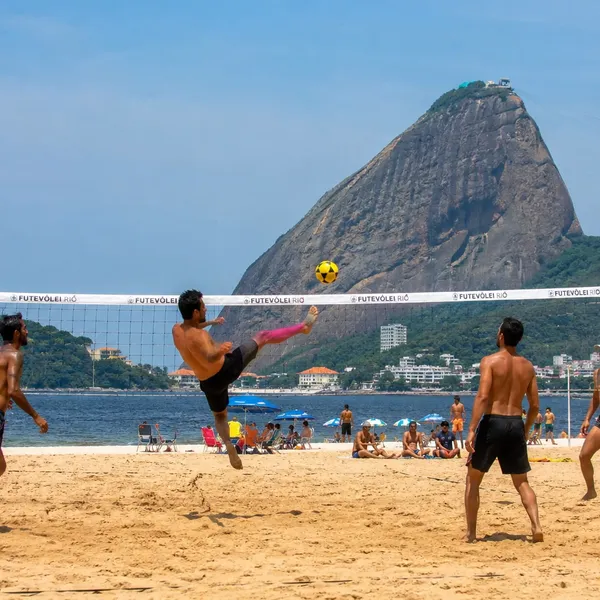 Image related to história do futevôlei: como surgiu o esporte brasileiro que conquistou o mundo