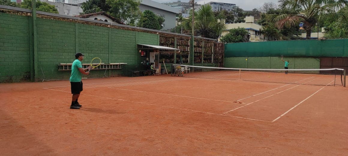 Escola de Tênis BH - Unidade Pedro Laborne Tavares — foto 4