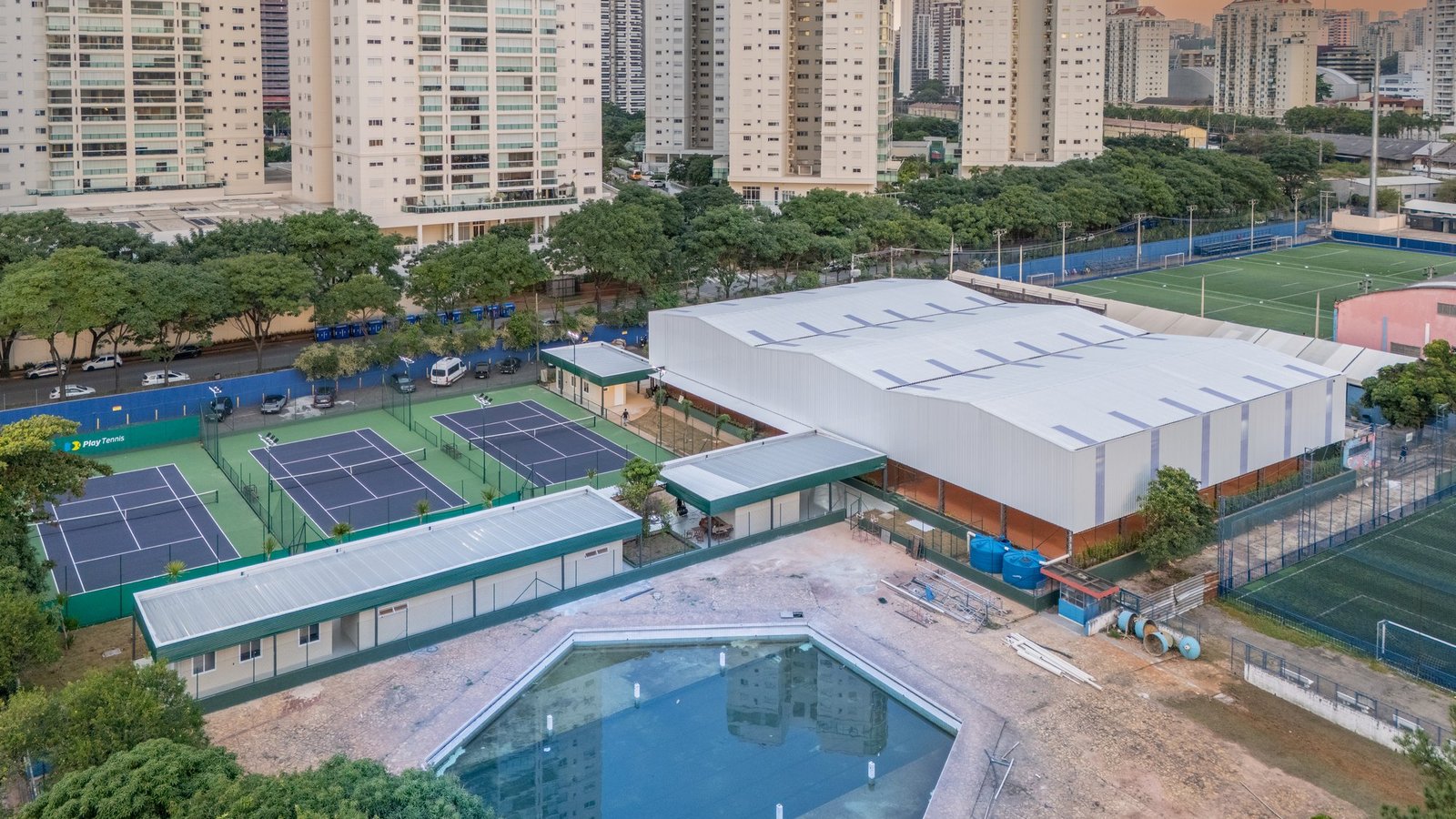 PlayTennis Pompeia — Tênis em São Paulo